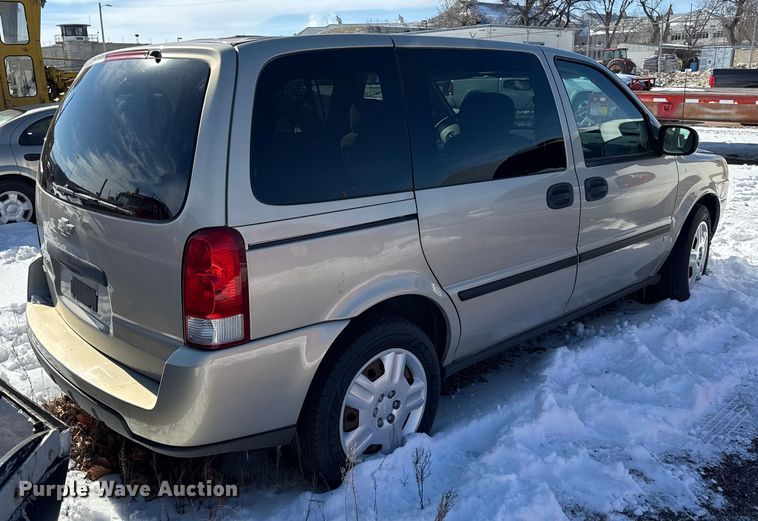 image for item DZ4278 2008 Chevrolet Uplander van