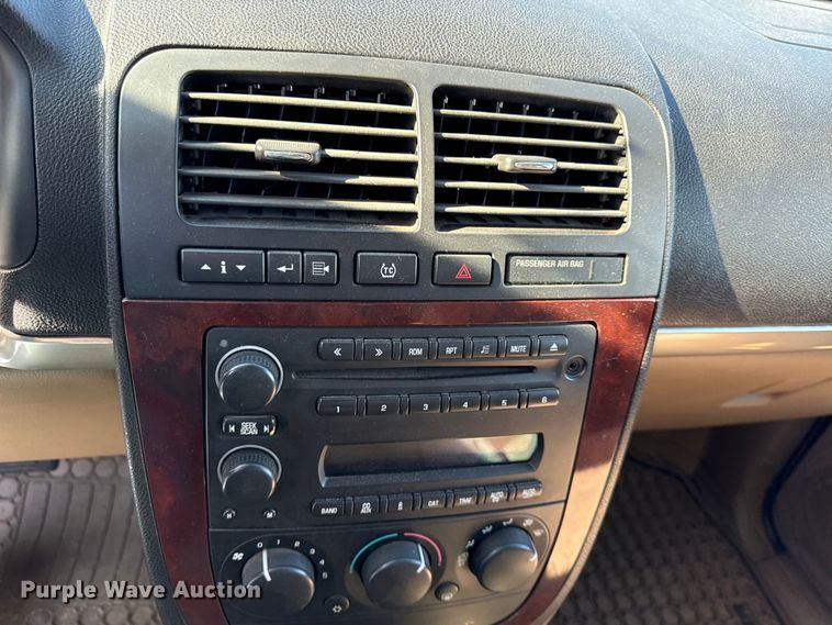 image for item DZ4278 2008 Chevrolet Uplander van