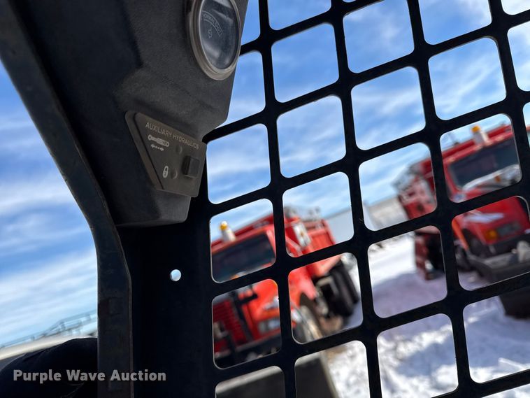 image for item DZ4279 1996 Bobcat 773 skid steer loader