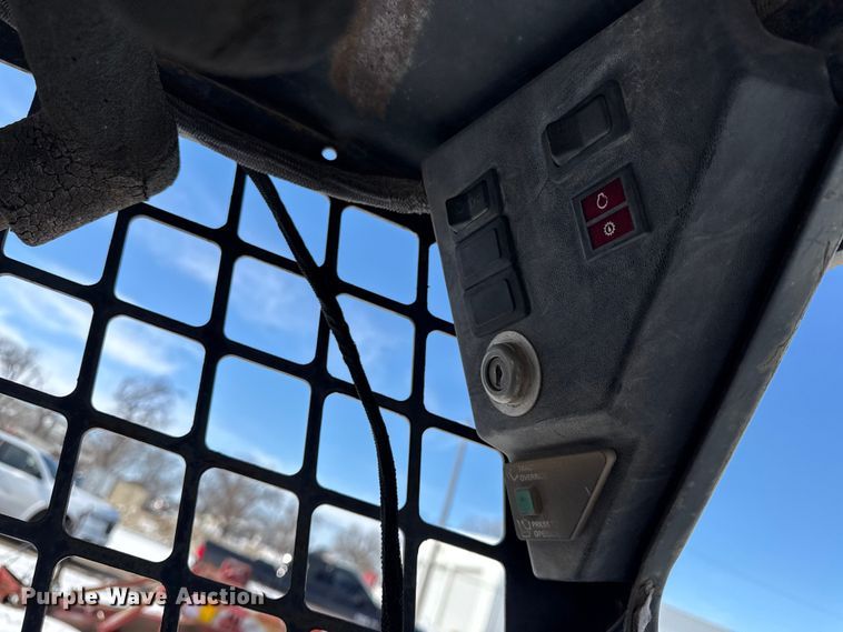 image for item DZ4279 1996 Bobcat 773 skid steer loader