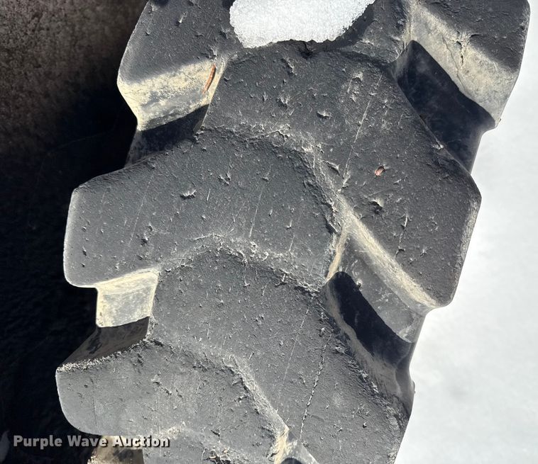 image for item DZ4279 1996 Bobcat 773 skid steer loader