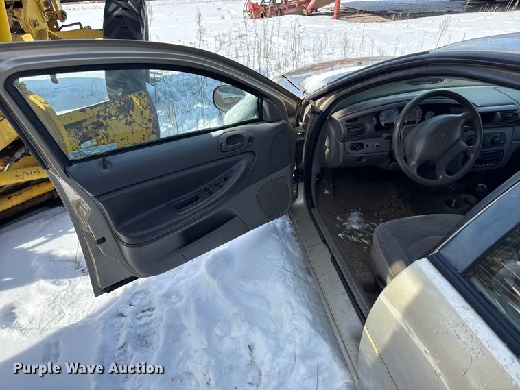 image for item DZ4280 2004 Dodge Stratus  