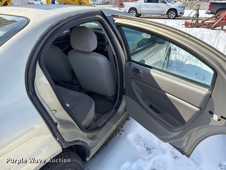 image for item DZ4280 2004 Dodge Stratus  