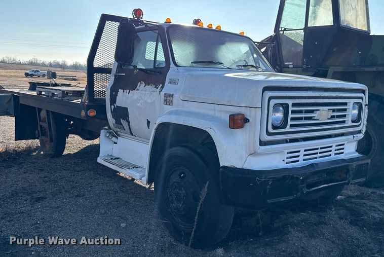 image for item DZ4282 1979 Chevrolet C60 flatbed truck