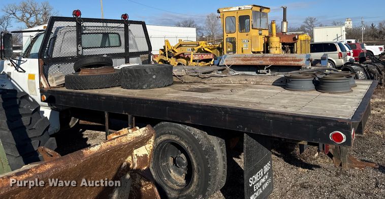 image for item DZ4282 1979 Chevrolet C60 flatbed truck