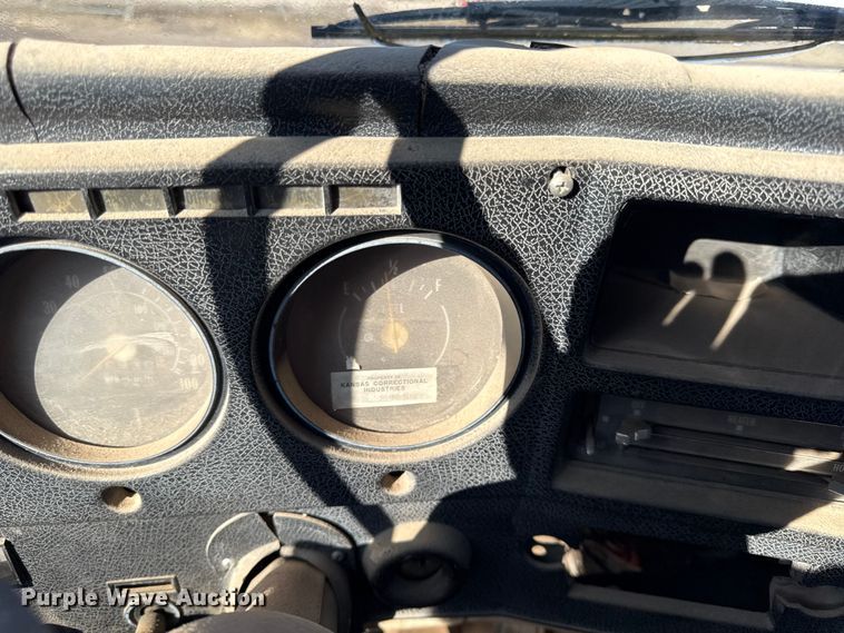 image for item DZ4282 1979 Chevrolet C60 flatbed truck