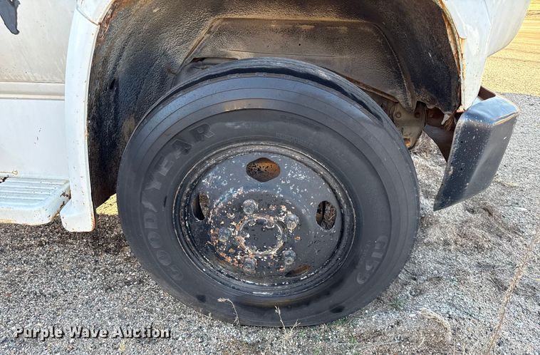 image for item DZ4282 1979 Chevrolet C60 flatbed truck