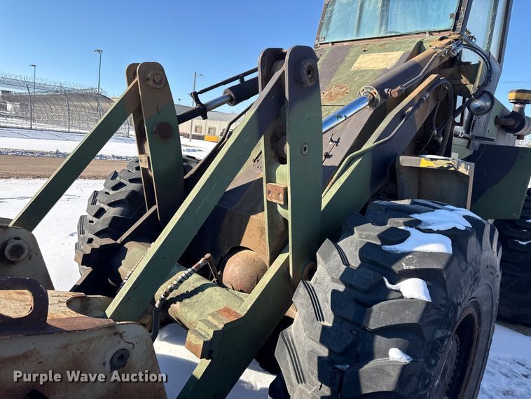 image for item DZ4283 Case  MW24C wheel loader