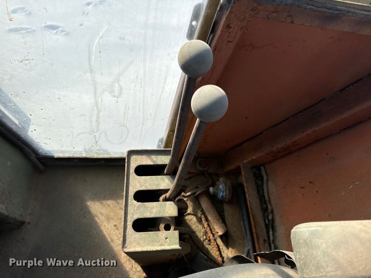 image for item DZ4283 Case  MW24C wheel loader