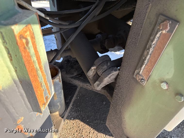 image for item DZ4283 Case  MW24C wheel loader