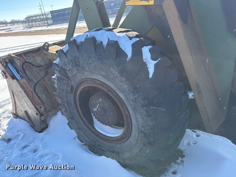 image for item DZ4283 Case  MW24C wheel loader