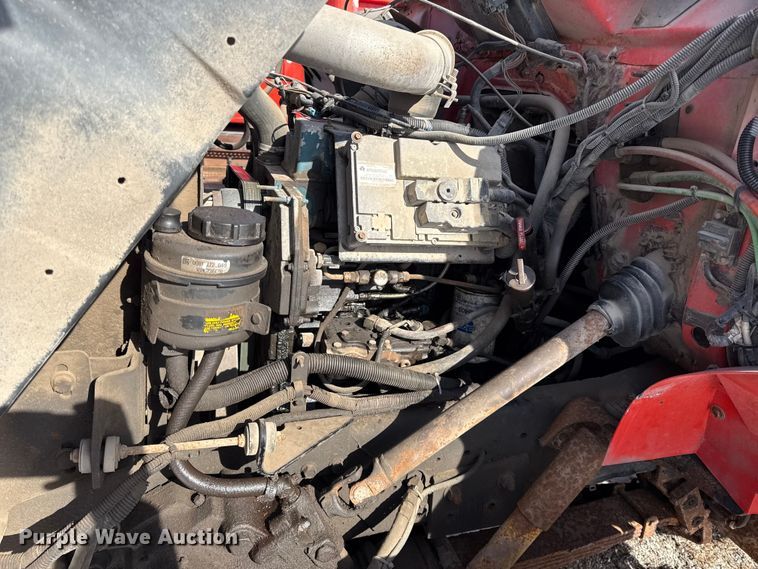 image for item DZ4284 1999 International 4900 dump truck