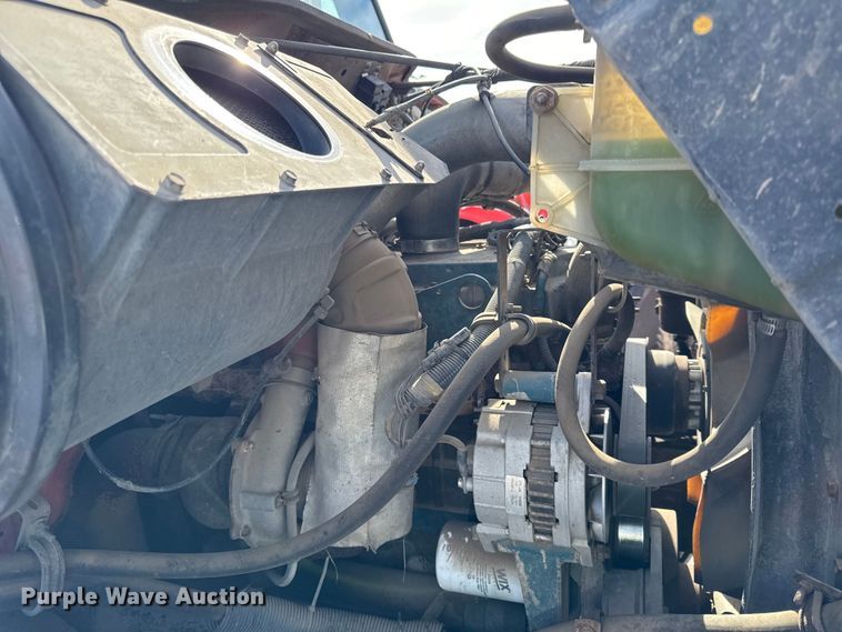 image for item DZ4285 1999 International 4900 dump truck