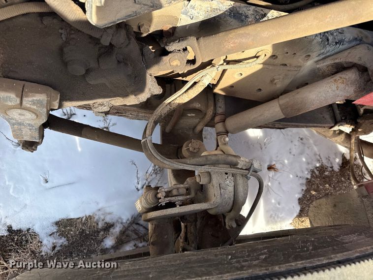 image for item DZ4285 1999 International 4900 dump truck