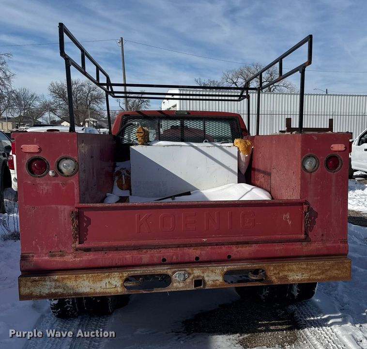 image for item DZ4286 1981 Ford F350 utility bed pickup truck