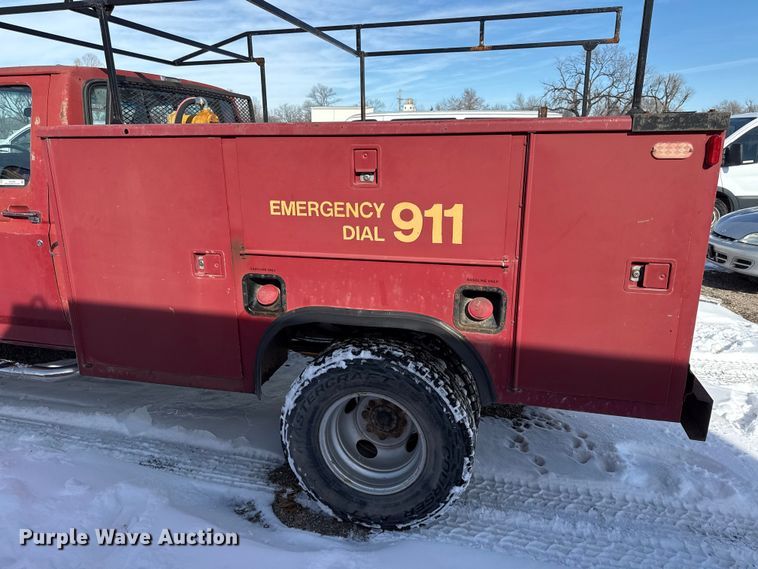 image for item DZ4286 1981 Ford F350 utility bed pickup truck