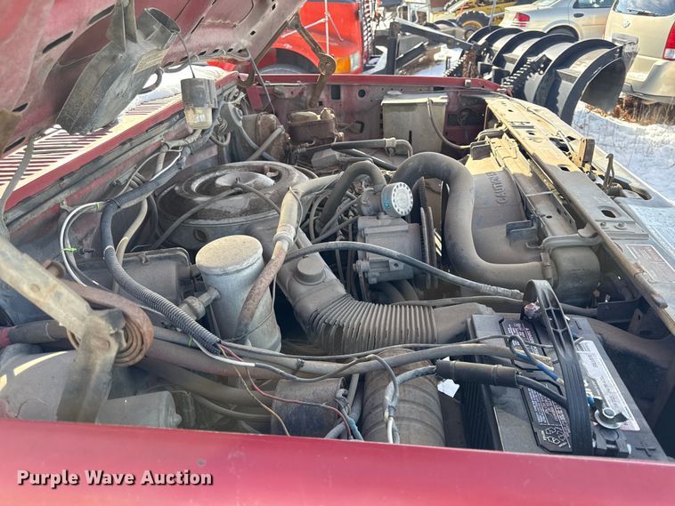 image for item DZ4286 1981 Ford F350 utility bed pickup truck