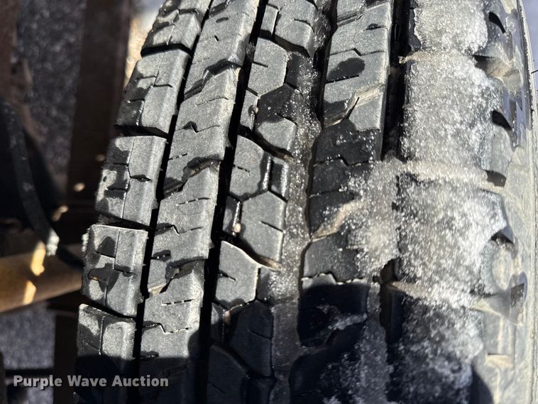 image for item DZ4286 1981 Ford F350 utility bed pickup truck