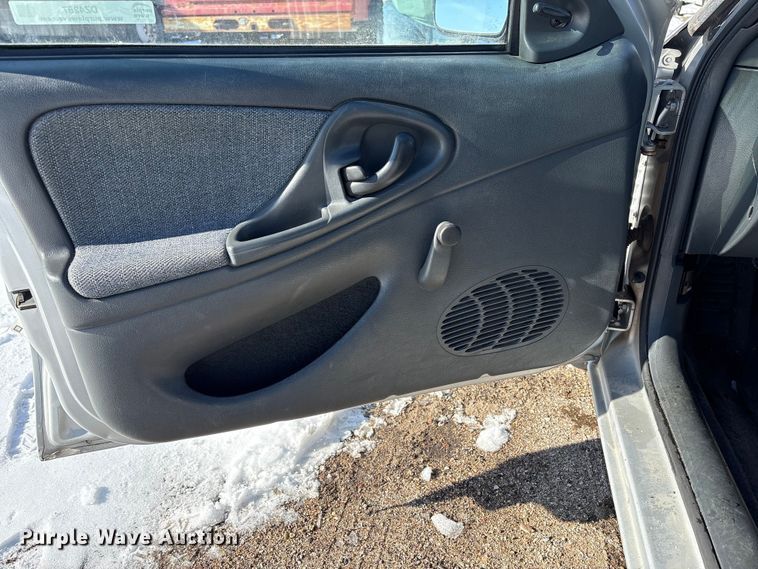 image for item DZ4287 2002 Chevrolet Cavalier Passenger Vehicle