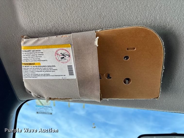 image for item DZ4287 2002 Chevrolet Cavalier Passenger Vehicle