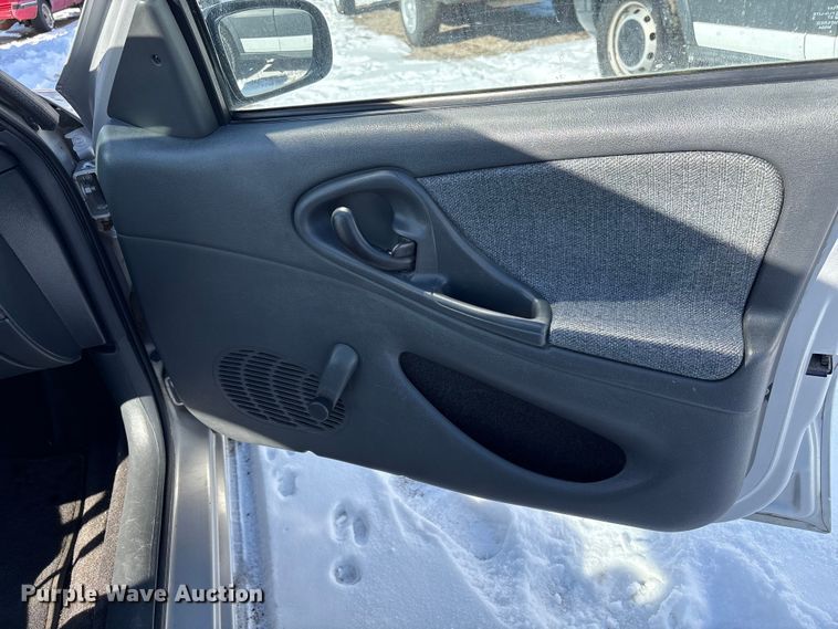 image for item DZ4287 2002 Chevrolet Cavalier Passenger Vehicle