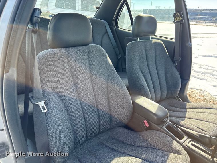 image for item DZ4287 2002 Chevrolet Cavalier Passenger Vehicle