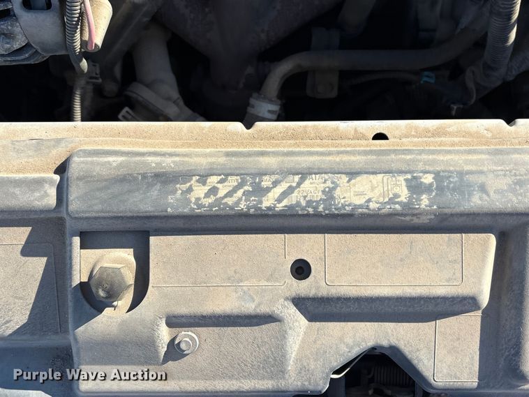 image for item DZ4287 2002 Chevrolet Cavalier Passenger Vehicle