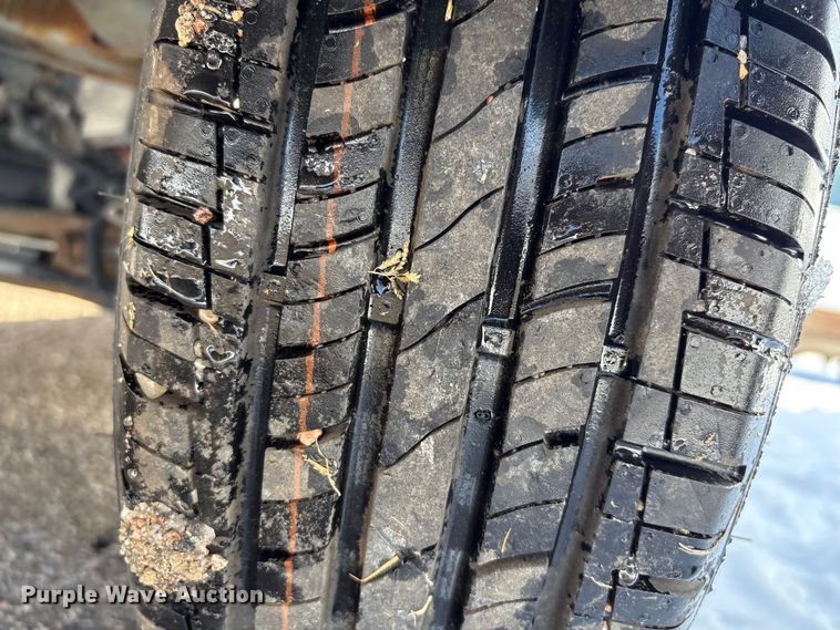 image for item DZ4287 2002 Chevrolet Cavalier Passenger Vehicle