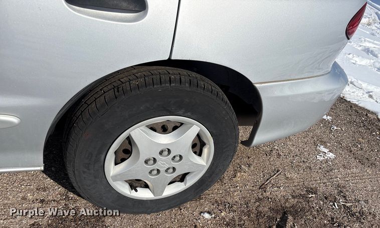 image for item DZ4287 2002 Chevrolet Cavalier Passenger Vehicle