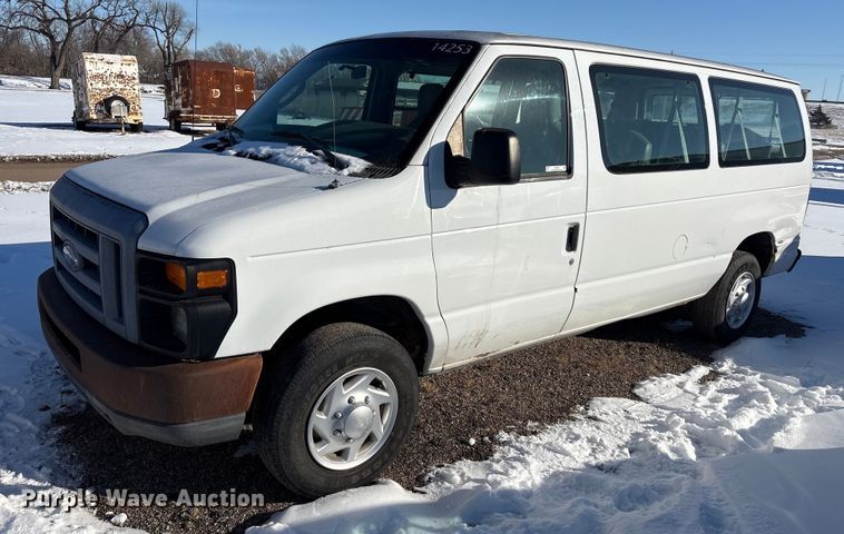image for item DZ4288 2011 Ford E350 van