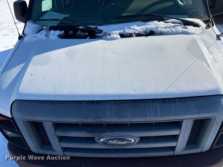 image for item DZ4288 2011 Ford E350 van