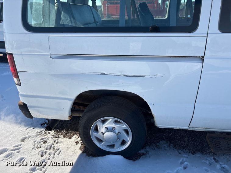 image for item DZ4288 2011 Ford E350 van