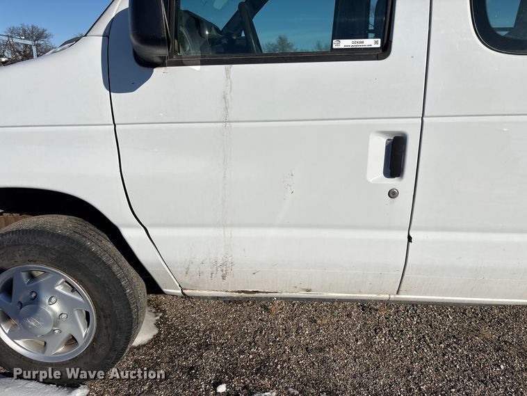image for item DZ4288 2011 Ford E350 van
