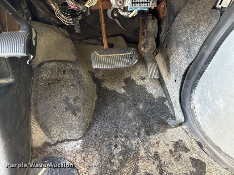 image for item DZ4288 2011 Ford E350 van