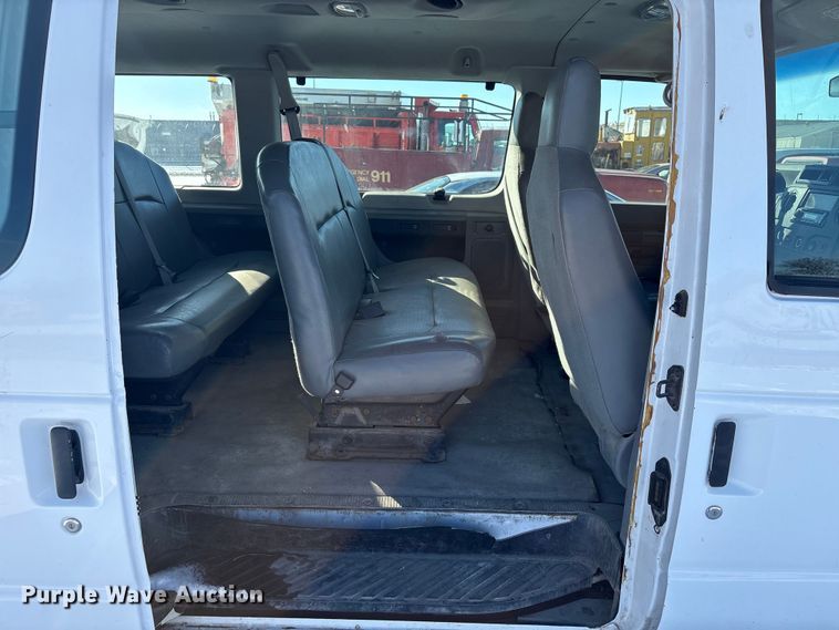 image for item DZ4288 2011 Ford E350 van