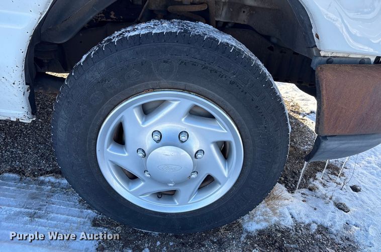 image for item DZ4288 2011 Ford E350 van