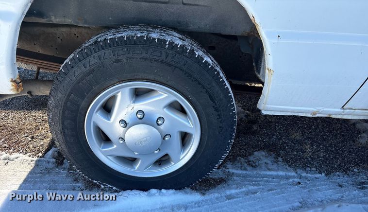 image for item DZ4288 2011 Ford E350 van