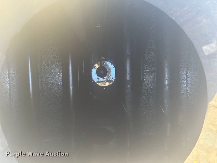 image for item EA2287 1977 International F1800 oil distributor truck