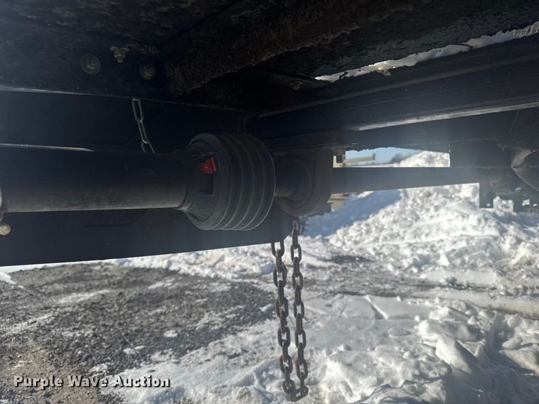 image for item EA2287 1977 International F1800 oil distributor truck