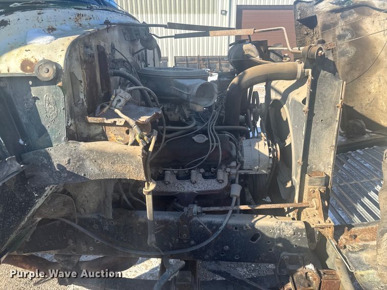 image for item EA2287 1977 International F1800 oil distributor truck