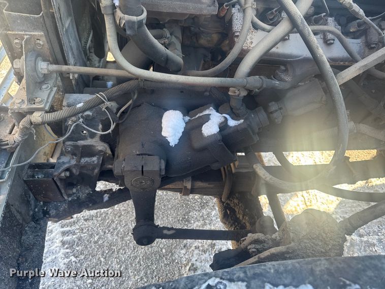 image for item EA2287 1977 International F1800 oil distributor truck