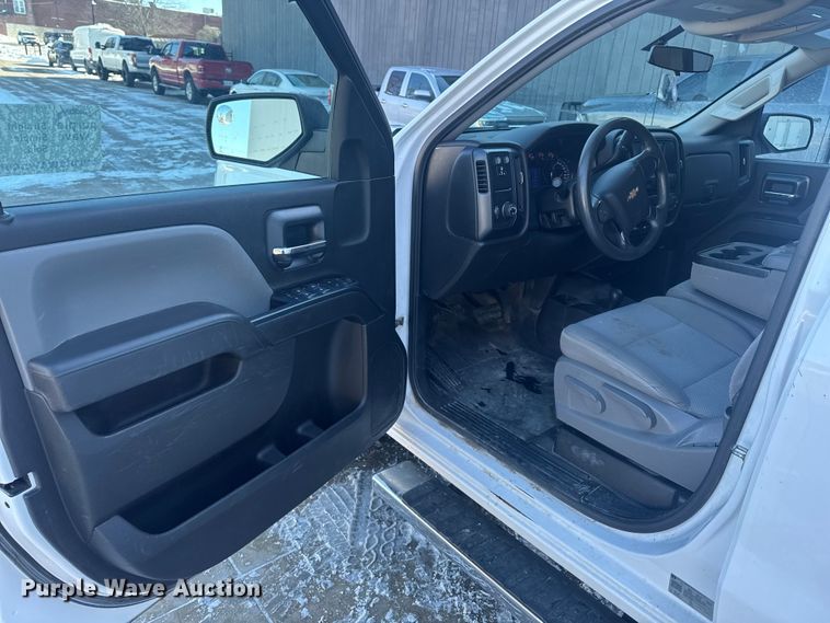 image for item EA2291 2018 Chevrolet Silverado 1500 Ext. Cab pickup truck