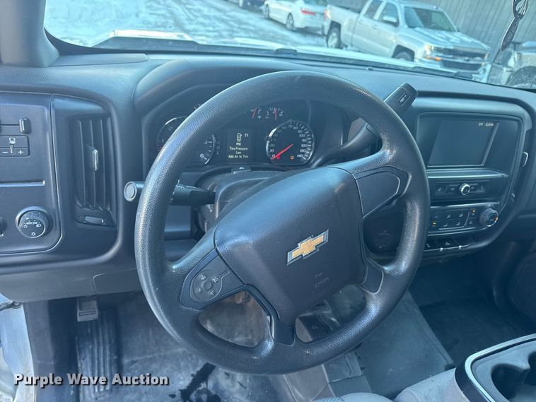 image for item EA2291 2018 Chevrolet Silverado 1500 Ext. Cab pickup truck