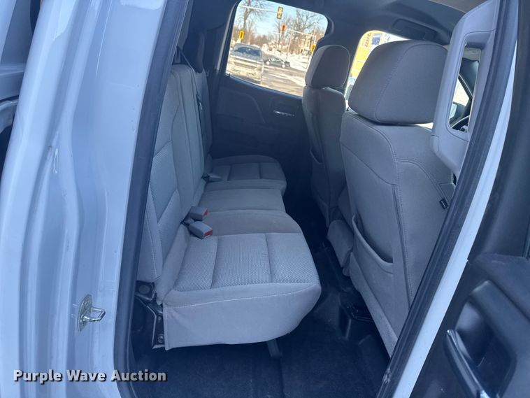 image for item EA2291 2018 Chevrolet Silverado 1500 Ext. Cab pickup truck