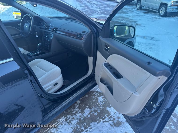 image for item EA2292 2009 Ford Taurus 