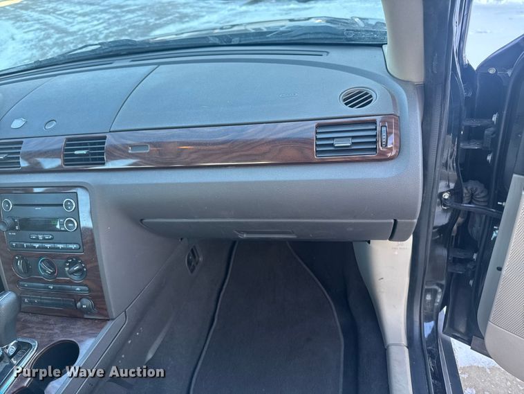 image for item EA2292 2009 Ford Taurus 