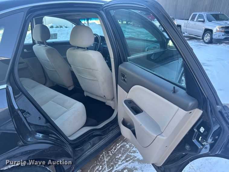 image for item EA2292 2009 Ford Taurus 