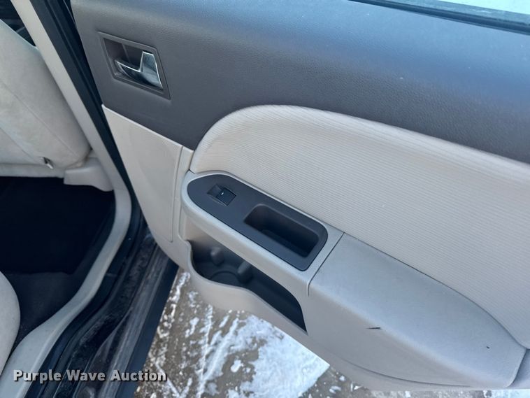 image for item EA2292 2009 Ford Taurus 