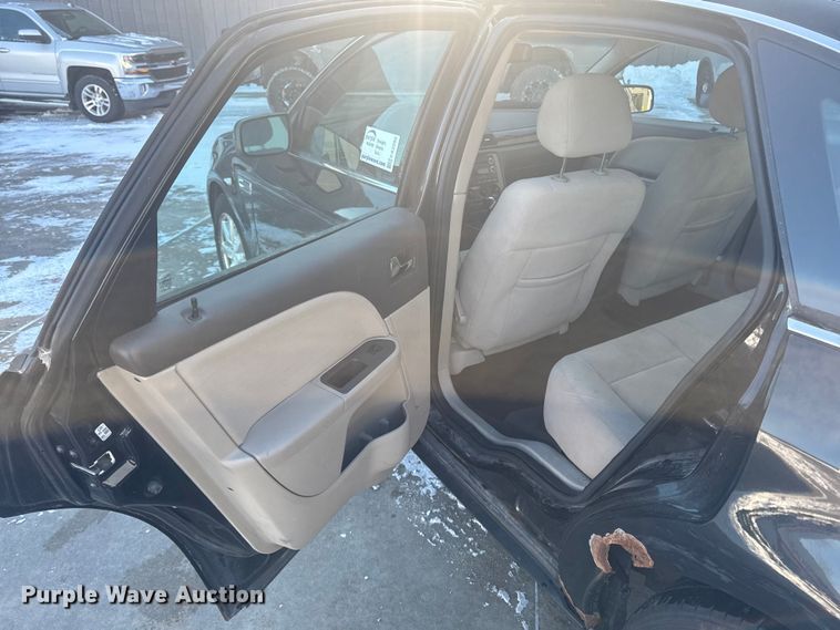 image for item EA2292 2009 Ford Taurus 