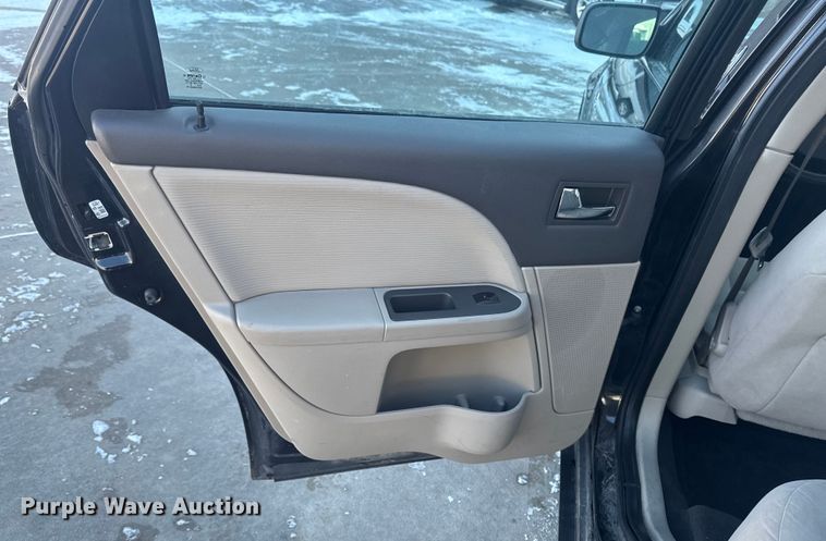 image for item EA2292 2009 Ford Taurus 